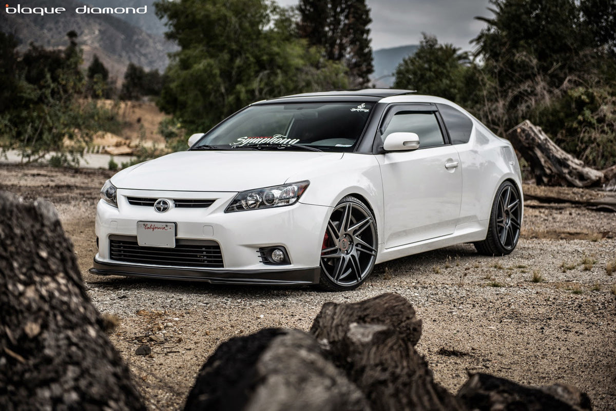 2011 Scion TC2 Fitted with 20 Inch BD-1’s in Full Matte Graphite