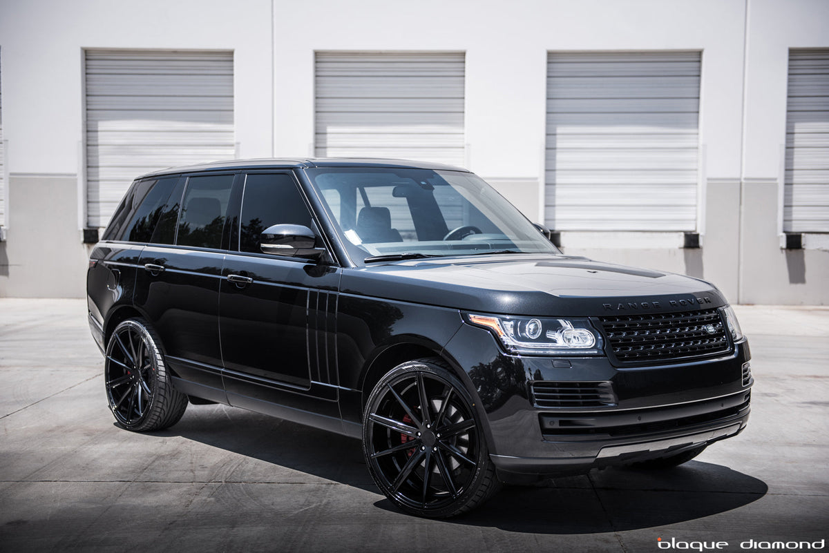2015 Range Rover Fitted with 24 Inch BD-9’s in Black