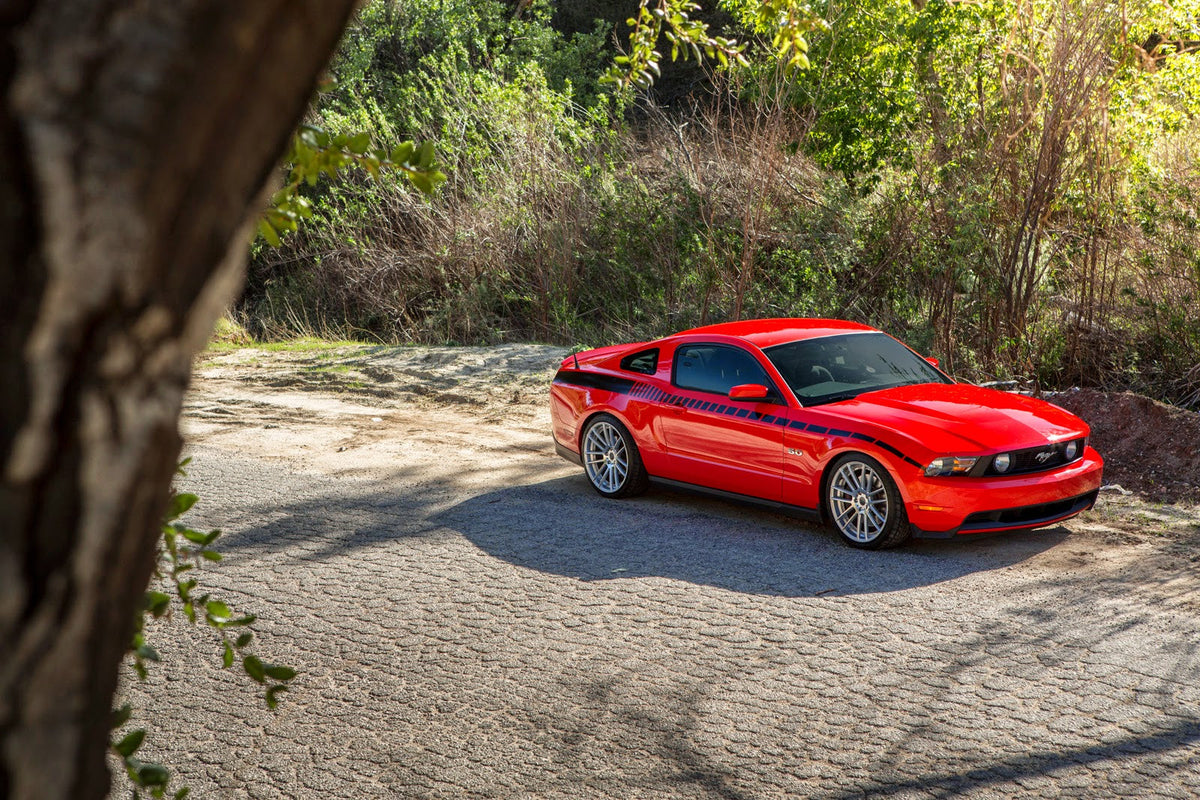2012 Mustang GT 5.0 with 20inch staggered silver BD-4