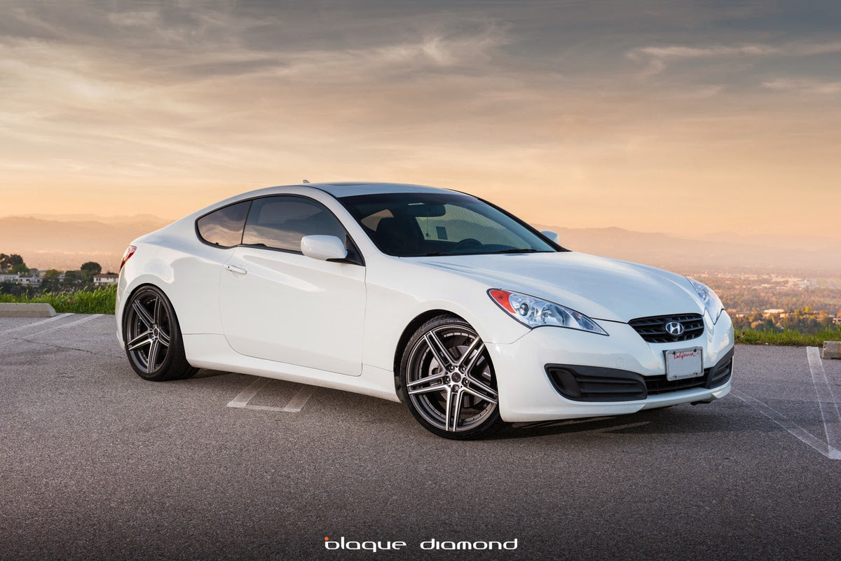 2010 Hyundai Genesis with 20 Inch BD-6’s in Graphite Machine