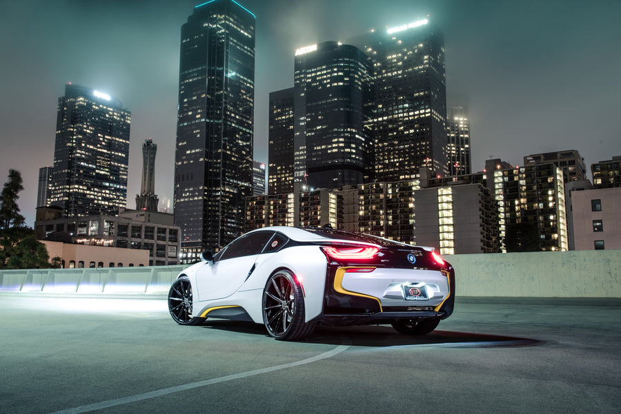 2016 BMW i8