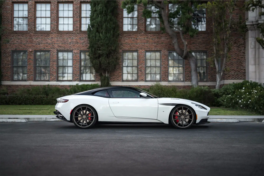 2017 Aston Martin DB11