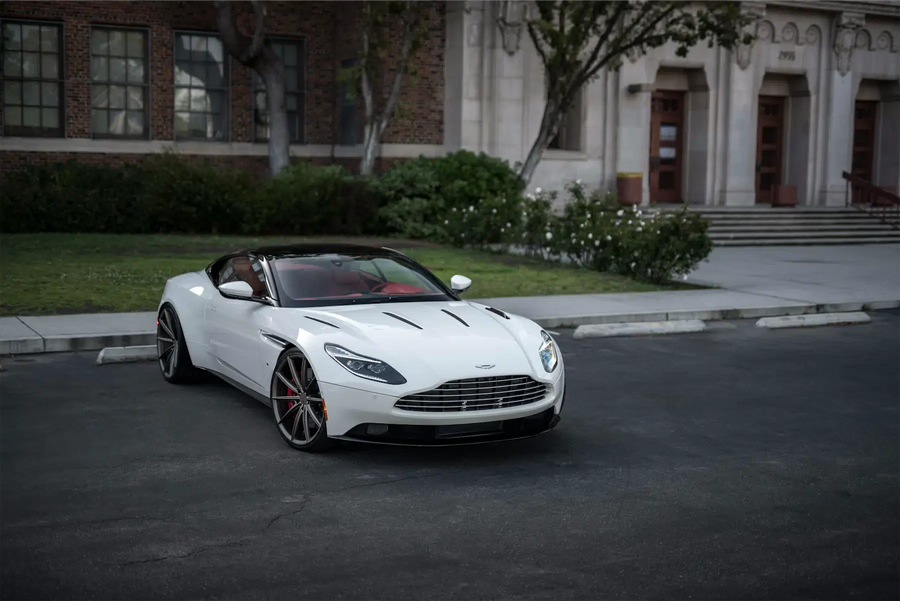 2017 Aston Martin DB11