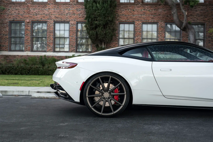 2017 Aston Martin DB11