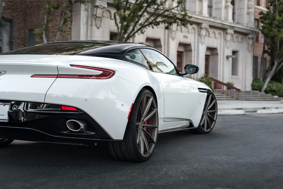 2017 Aston Martin DB11