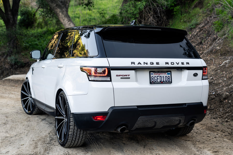 A 2018 Range Rover Sport on 20 Inch Blaque Diamond BD-11 Gloss Black Wheels