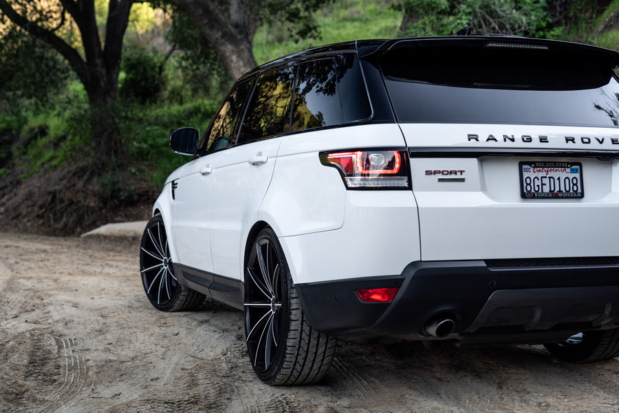 A 2018 Range Rover Sport on 20 Inch Blaque Diamond BD-11 Gloss Black Wheels