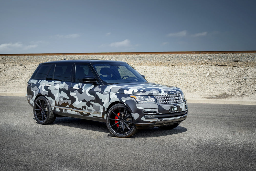 A 2018 Range Rover on 24 Inch Blaque Diamond on BD-11 Gloss Black Wheels