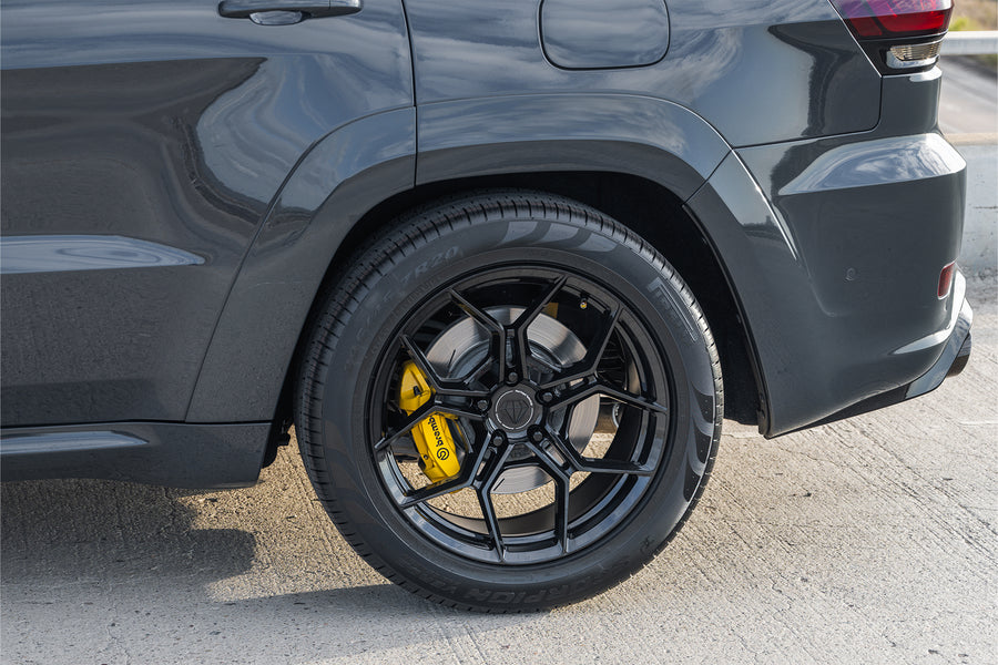 2018 Jeep Grand Cherokee Trackhawk on Blaque Diamond BD-F25 Wheels in Gloss Black