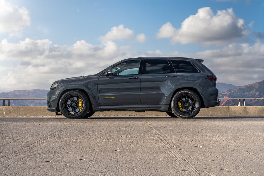 2018 Jeep Grand Cherokee Trackhawk on Blaque Diamond BD-F25 Wheels in Gloss Black