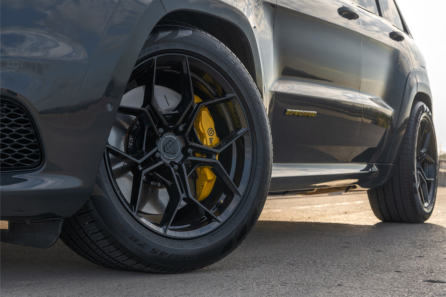 2018 Jeep Grand Cherokee Trackhawk on Blaque Diamond BD-F25 Wheels in Gloss Black