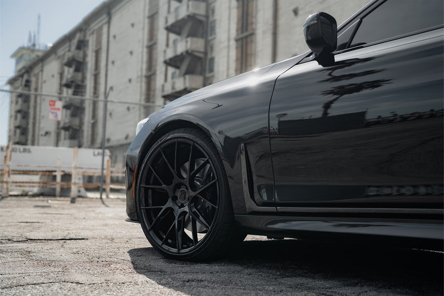 2020 BMW 750i X-Drive