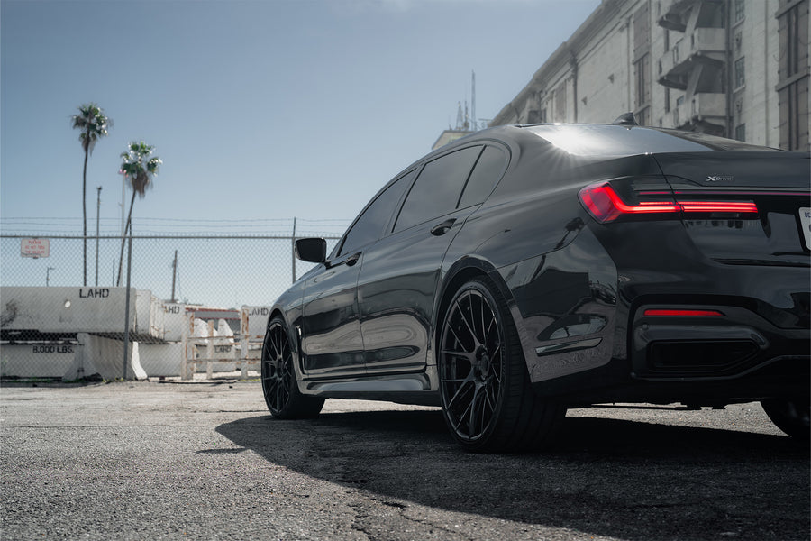 2020 BMW 750i X-Drive