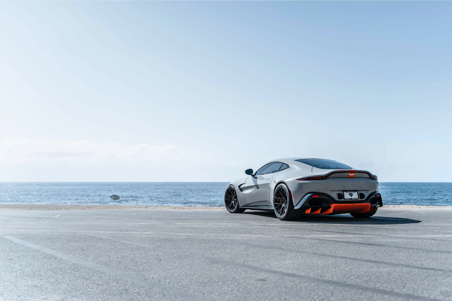 2020 Aston Martin Vantage