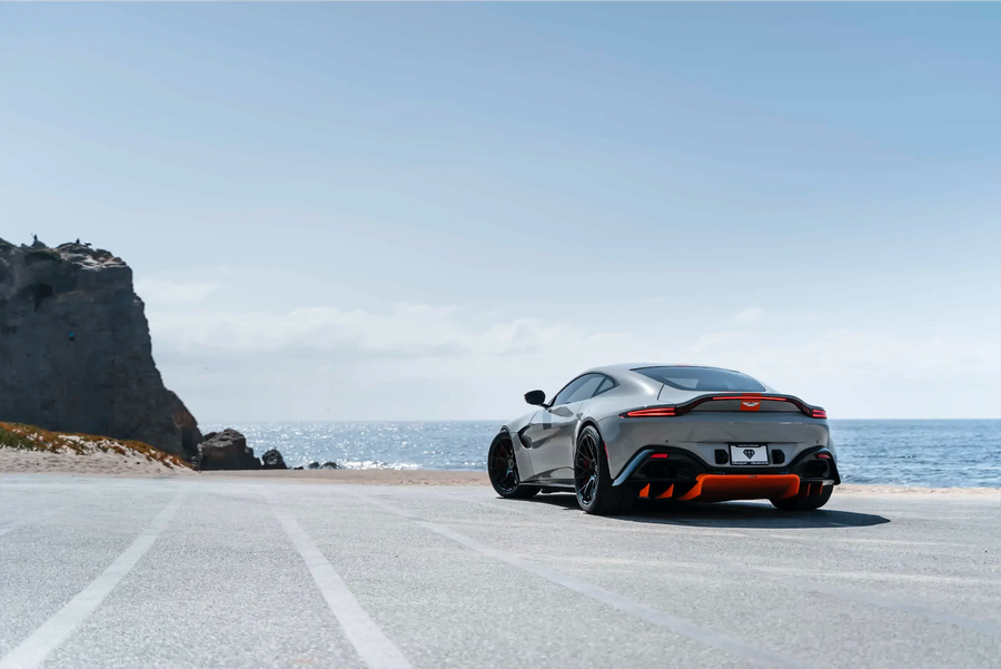 2020 Aston Martin Vantage