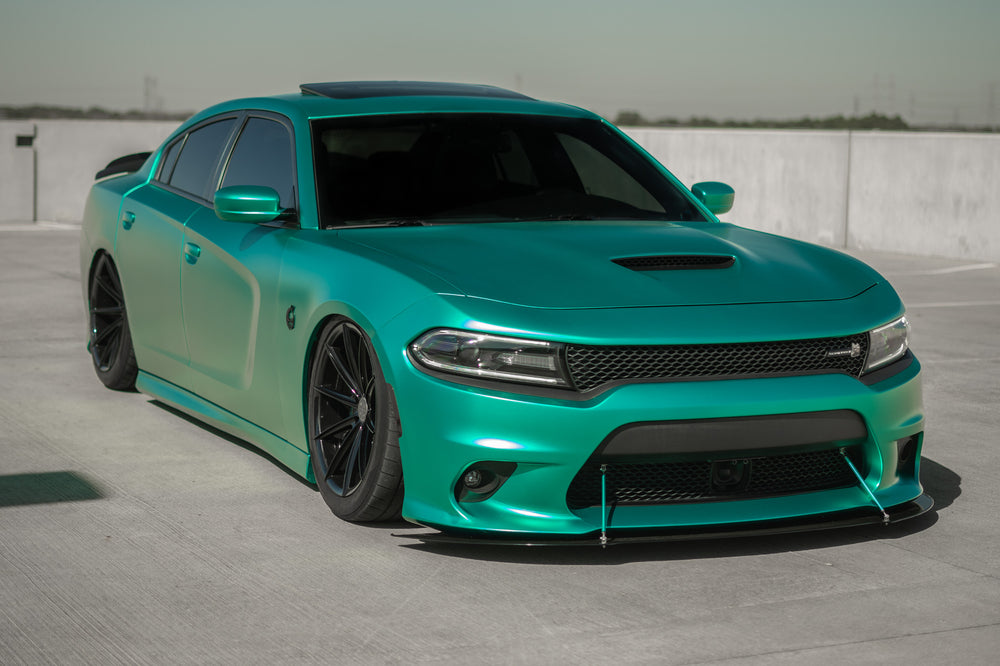 A 2020 Dodge Challenger Scatpack 392 on 20 Inch Blaque Diamond BD-11 Gloss Black Wheels