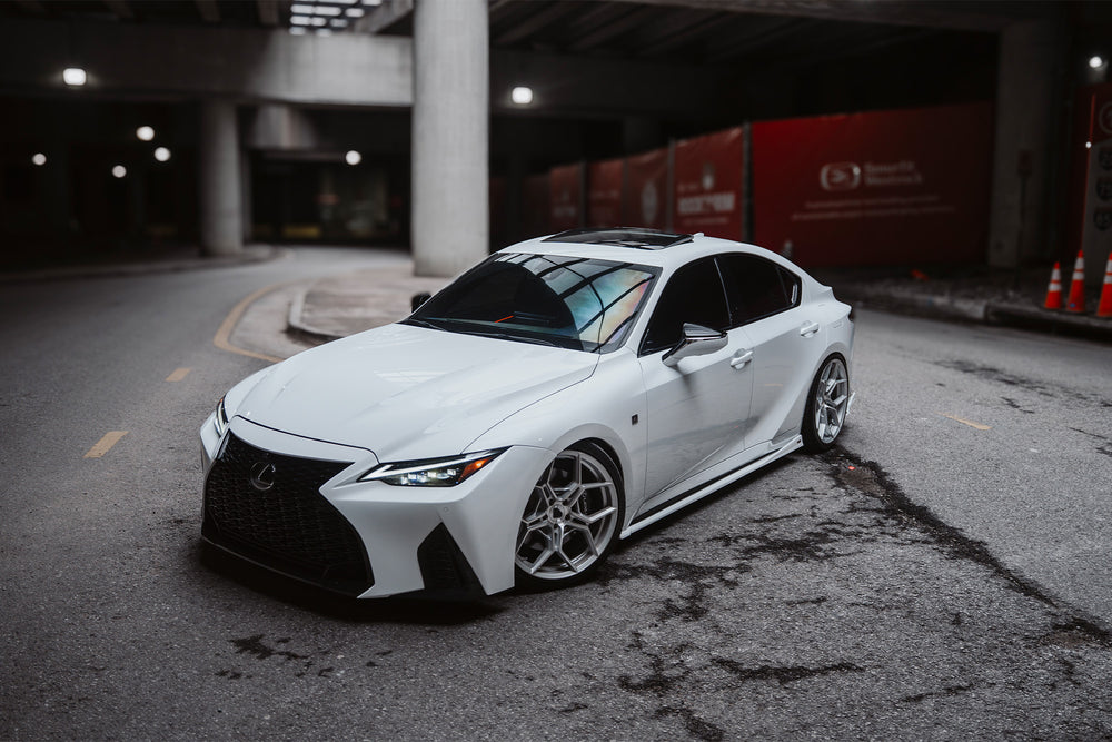 2023 Lexus IS500