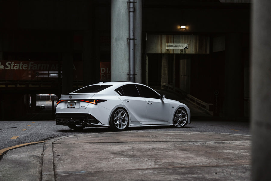 2023 Lexus IS500