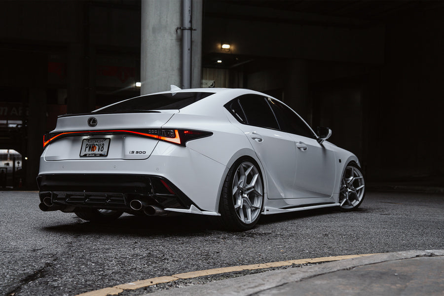 2023 Lexus IS500