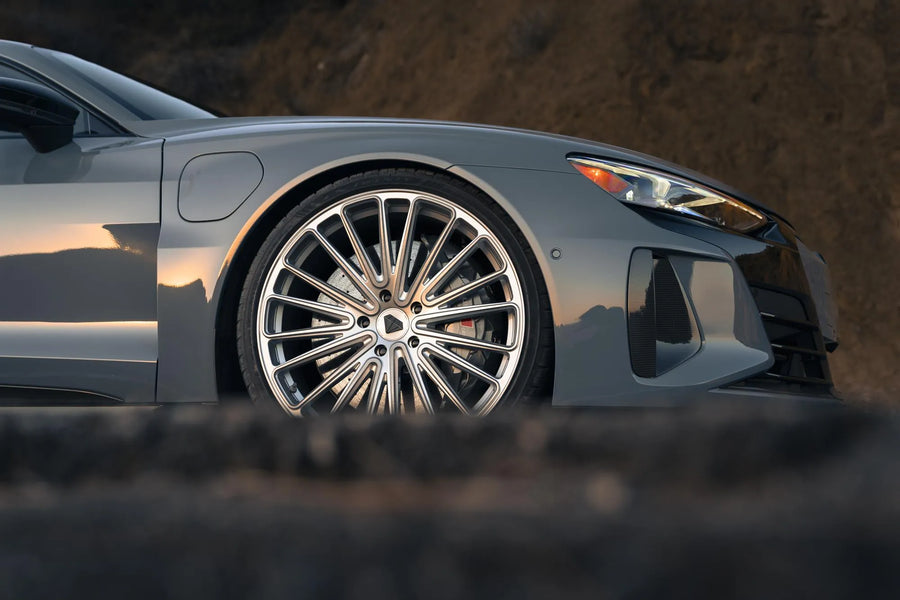 2024 Audi E-Tron GT RS on BD-715 wheels in Brushed Silver