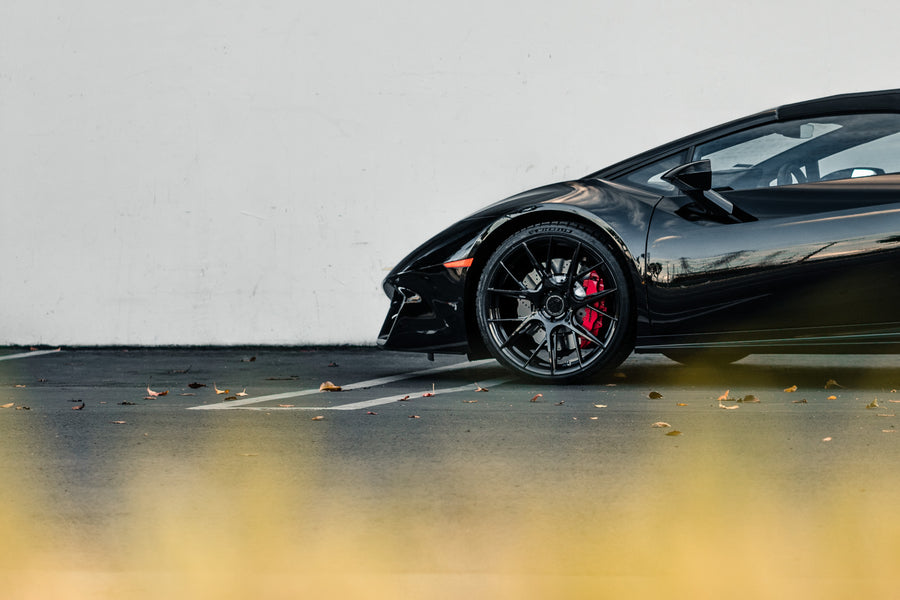 A 2017 Huracan on Blaque Diamond BD-F18 on Gloss Black Wheels