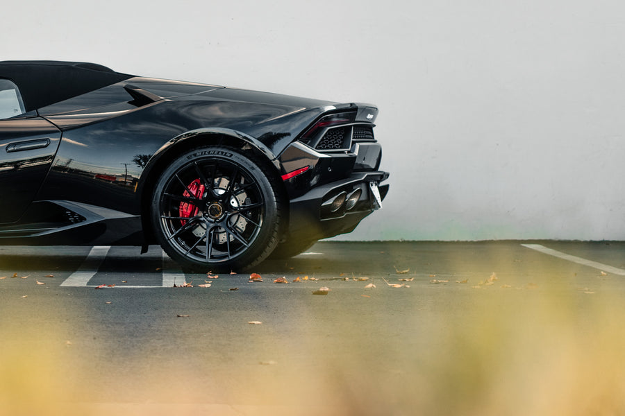 A 2017 Huracan on Blaque Diamond BD-F18 on Gloss Black Wheels