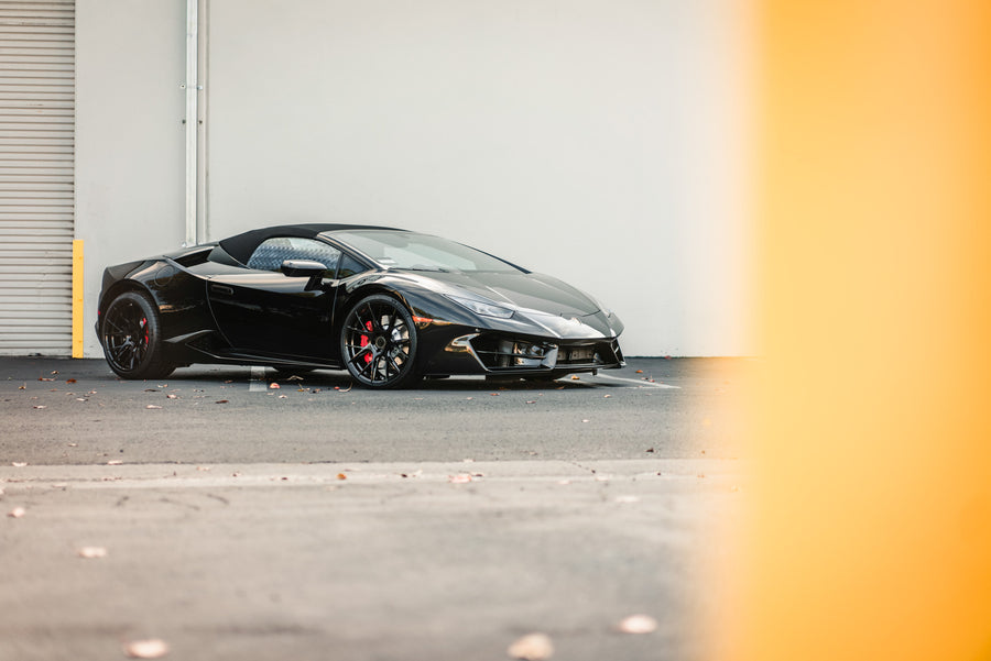 A 2017 Huracan on Blaque Diamond BD-F18 on Gloss Black Wheels