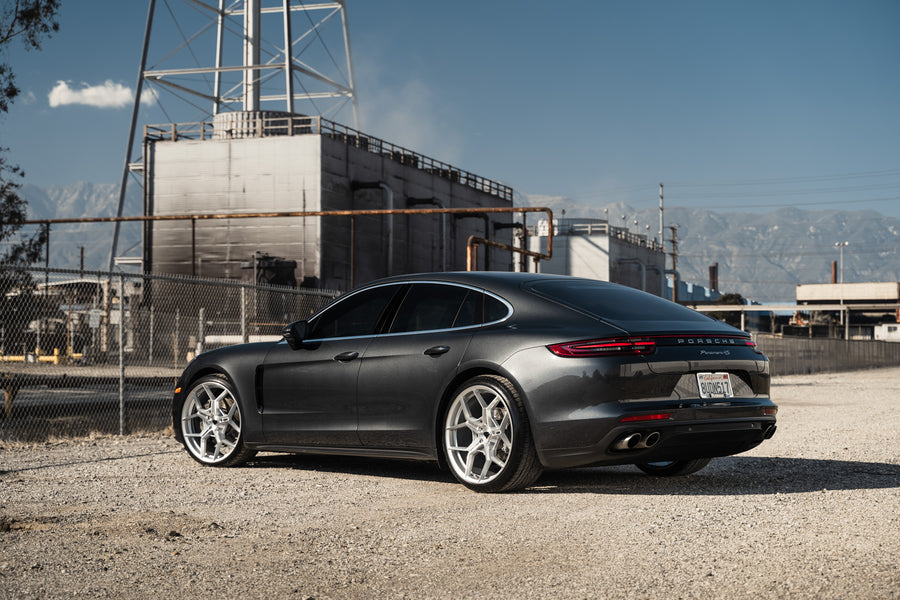 2017 Porsche Panamera