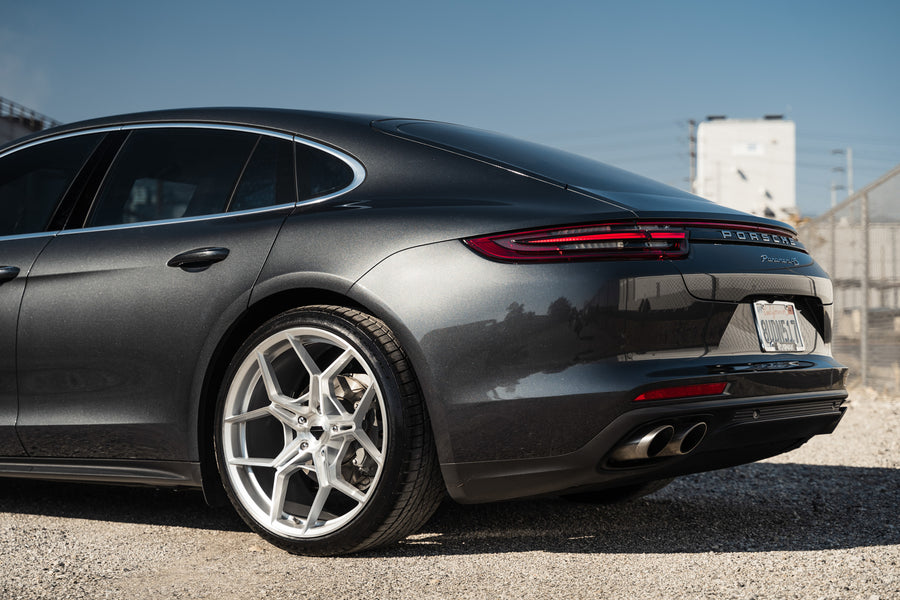2017 Porsche Panamera