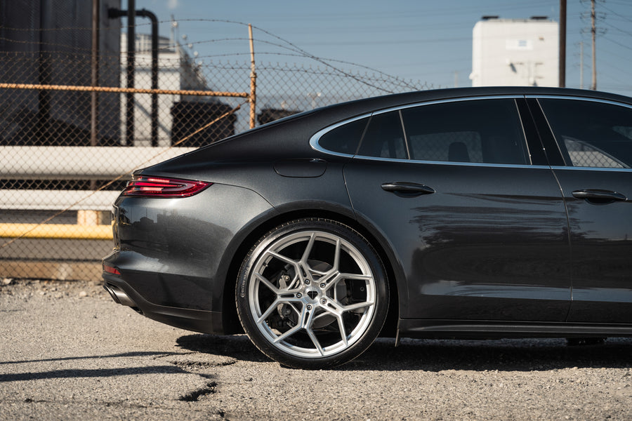 2017 Porsche Panamera