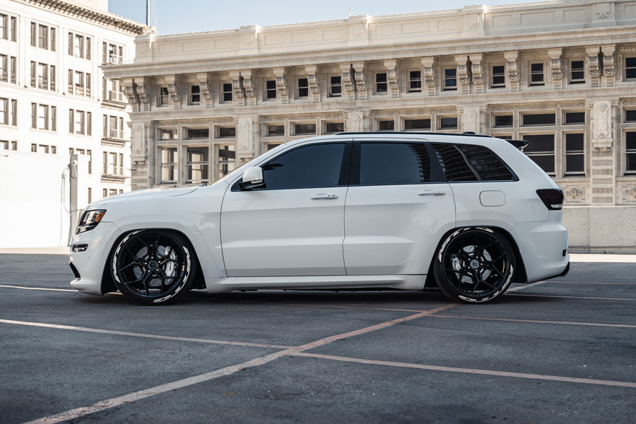 A 2014 Jeep Cherokee SRT8 on Blaque Diamond BD-F25 Gloss Black Wheels