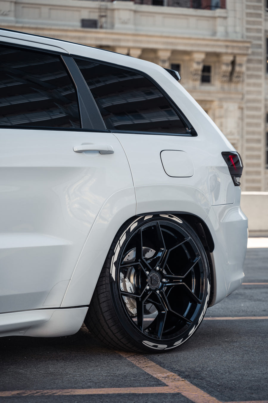 A 2014 Jeep Cherokee SRT8 on Blaque Diamond BD-F25 Gloss Black Wheels