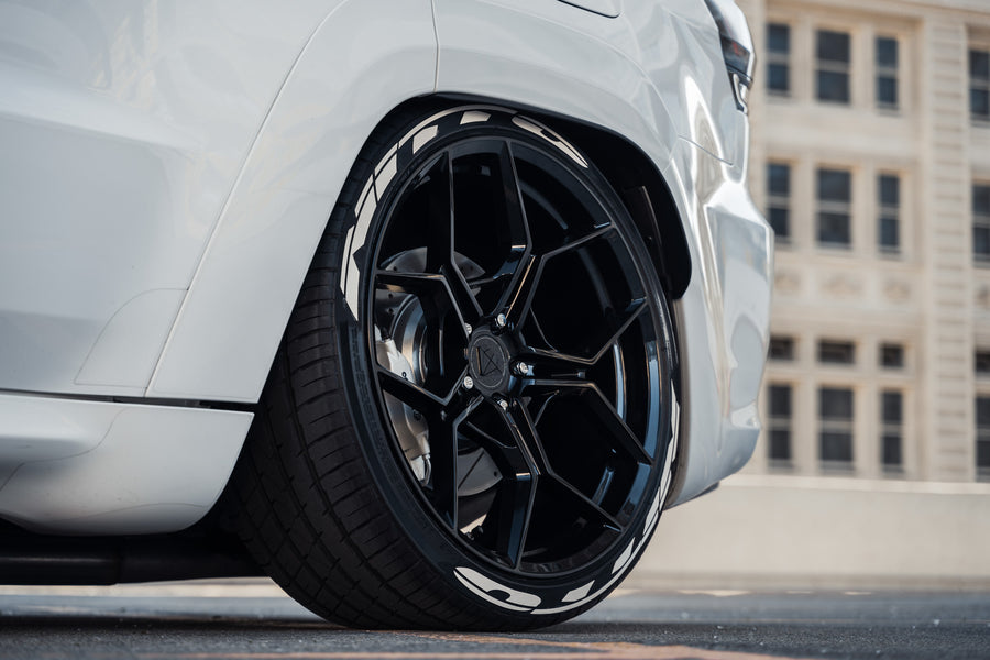 A 2014 Jeep Cherokee SRT8 on Blaque Diamond BD-F25 Gloss Black Wheels