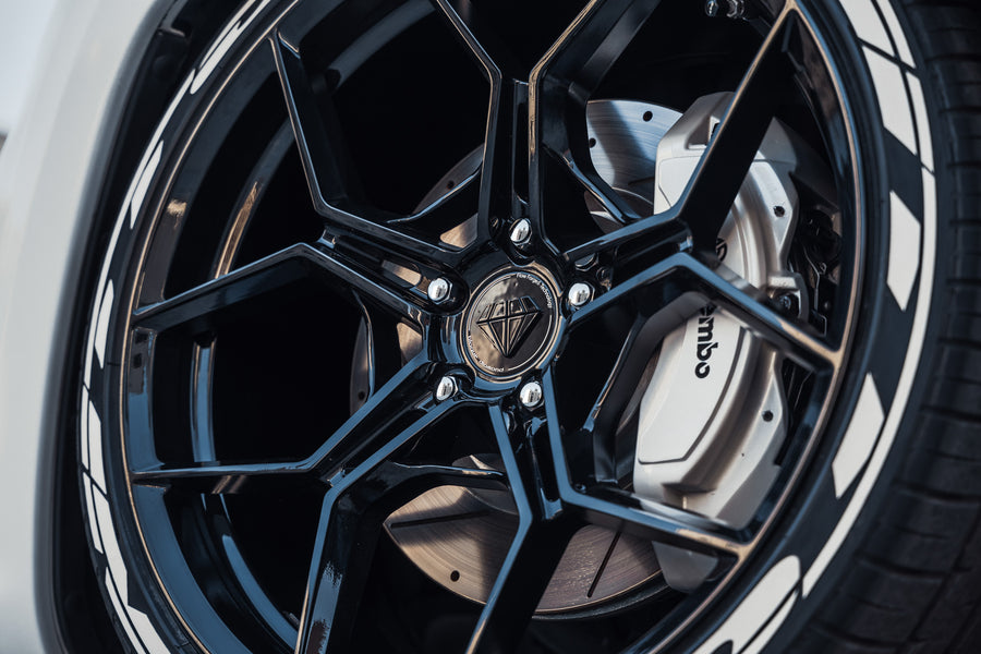 A 2014 Jeep Cherokee SRT8 on Blaque Diamond BD-F25 Gloss Black Wheels