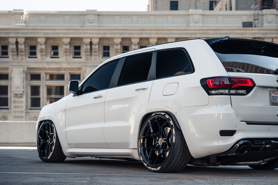A 2014 Jeep Cherokee SRT8 on Blaque Diamond BD-F25 Gloss Black Wheels