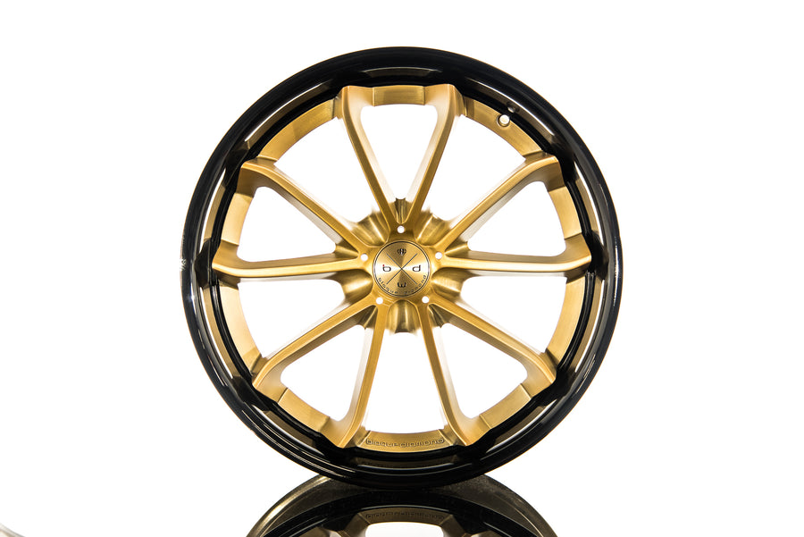 BD23 Brushed Double Gold Face w/ Gloss Black Lip | Classic Series Wheel