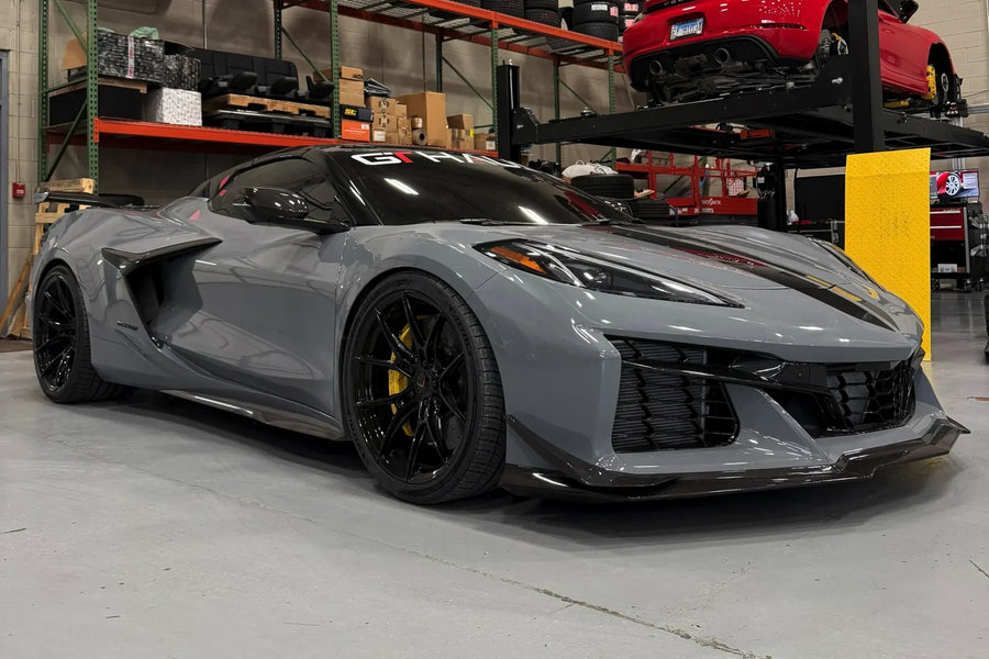 2026 Chevrolet Corvette Z06 on FR5 wheels in Gloss Black