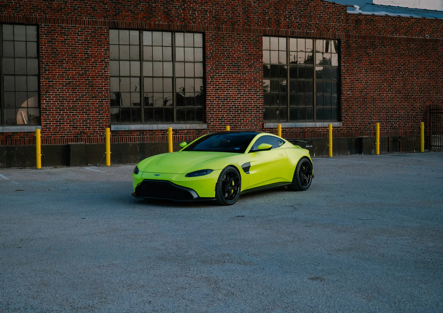2022 Aston Martin Vantage