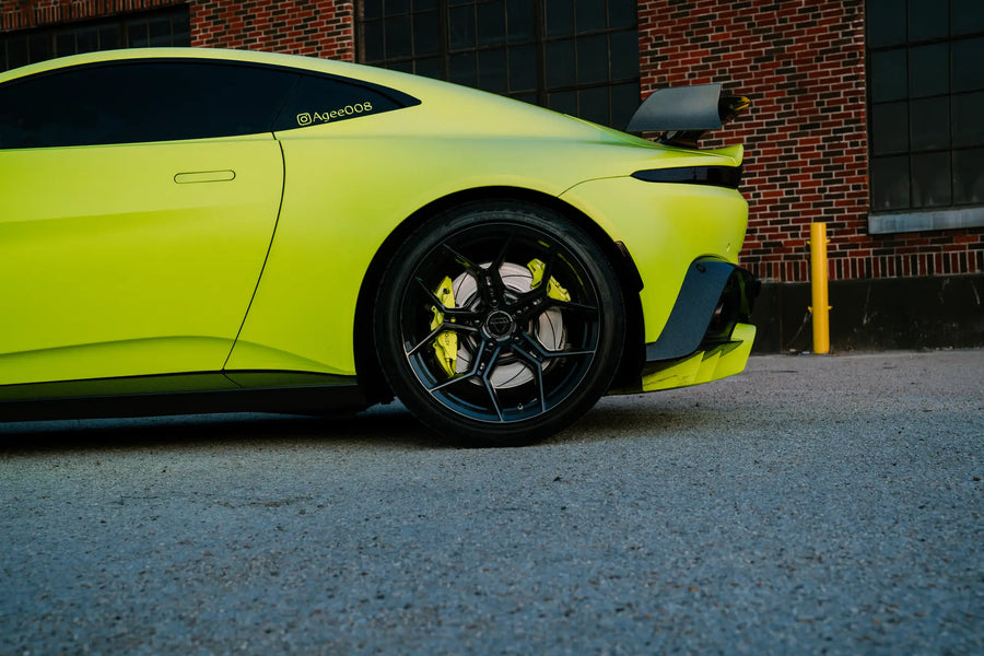 2022 Aston Martin Vantage