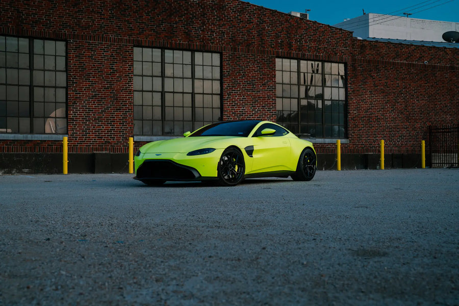 2022 Aston Martin Vantage