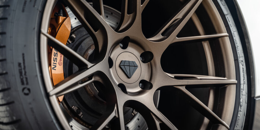 2015_Nissan_GTR_Blaque_Diamond_Wheels_BDF18_Custom_Finish_Metallic_Bronze_1-4-1000x500