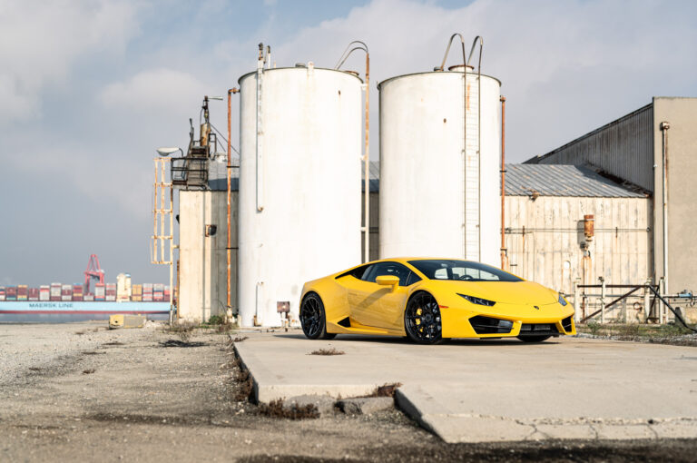 A 2017 Huracan on Blaque Diamond BD-F18 on Gloss Black Wheels