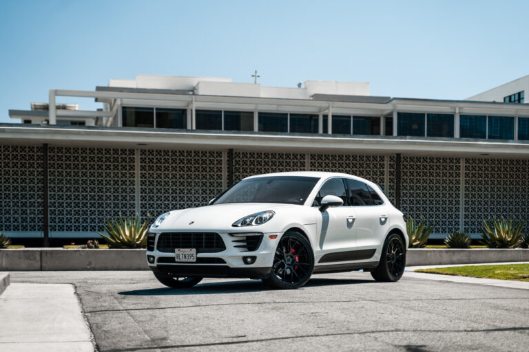 A 2018 Porsche Macan on 22 Inch Blaque Diamond BD-F18 Gloss Black Wheels