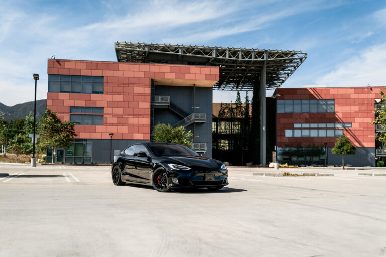 A 2020 Tesla Model S on 20 Inch Blaque Diamond BD-F25 Gloss Black Wheels