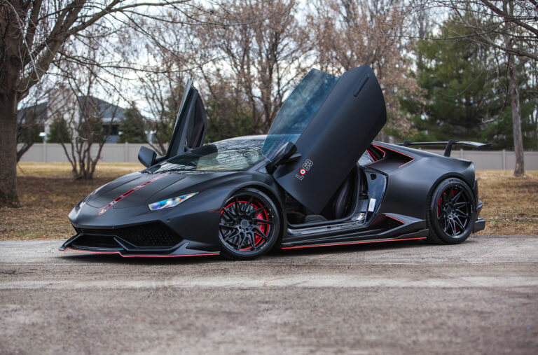 A Lamborghini Huracan on Blaque Diamond BD-F20 Gloss Black Wheels