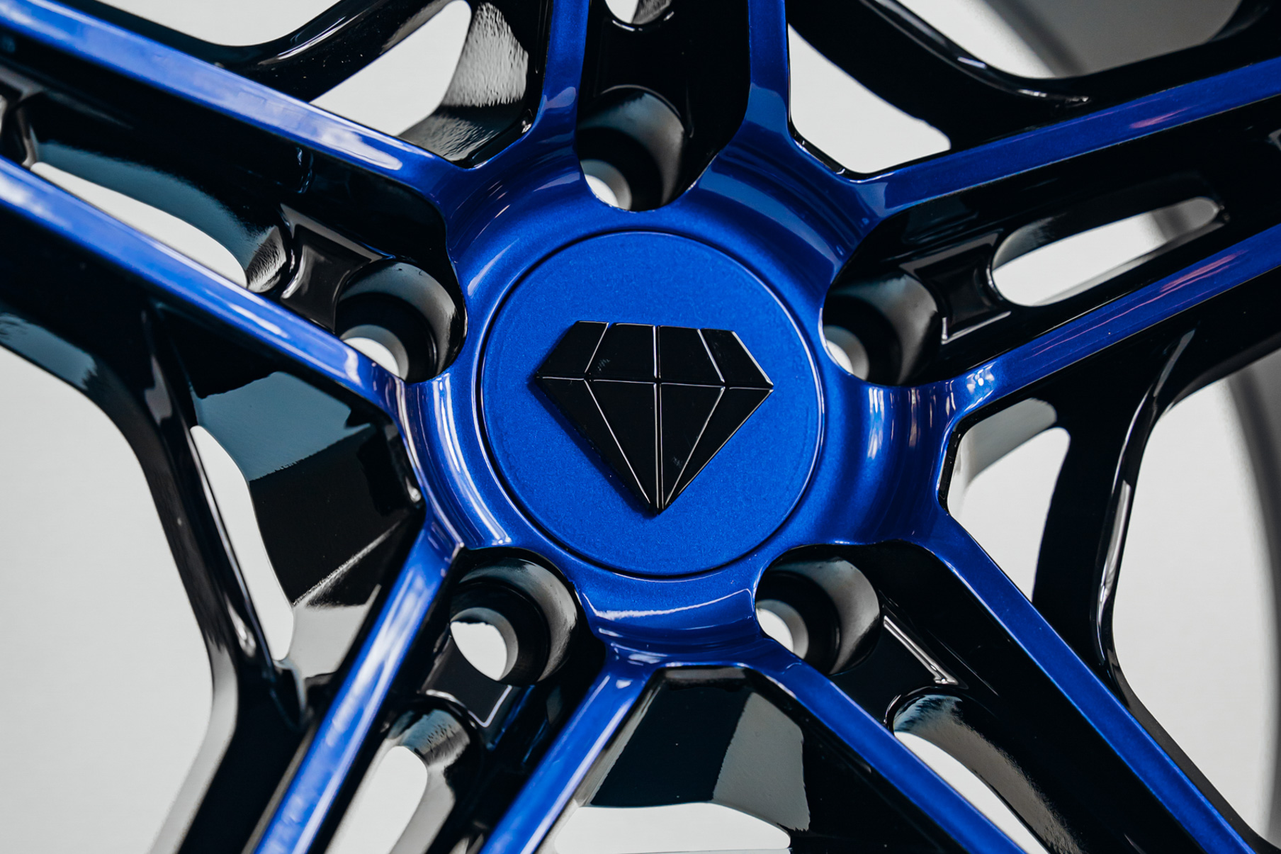 Blaque Diamond BD-F25 Custom Finish Blue Flow Forged Series Wheel ...