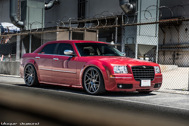 2010 Chrysler 300 Fitted With 22 Inch BD-3’s in Matte Graphite